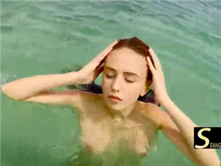 超完美女神海边摄影