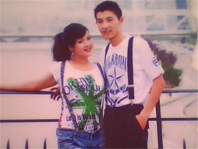 百度云泄密-闺蜜新婚丰满小少妇激情