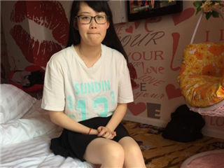 眼镜学生情侣，淫乱私生活