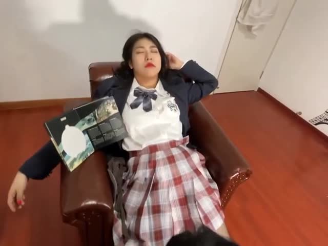 JK制服美少女