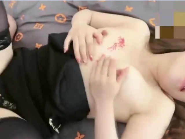 兄妹乱伦 用肉棒治愈淫荡失恋的妹妹