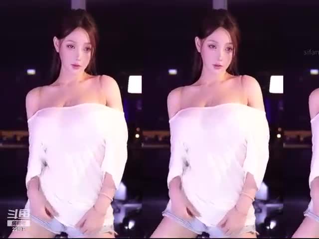 最新50V 时长033605 诱惑骚舞巨乳抖奶极品3 