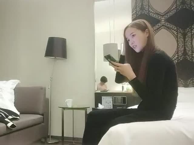 超极品文员秘书兼职,良家小妹皮肤雪白,性格开朗