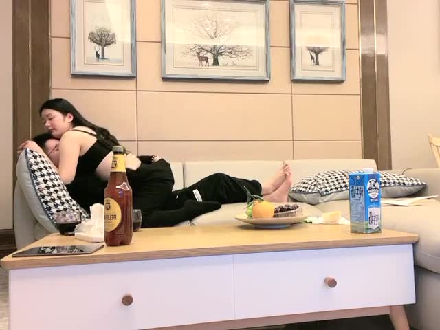 素人性爱泄密-男主约了个良家骚浪白领少妇啪啪...