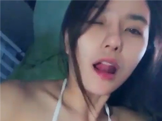 骚女友满足不了