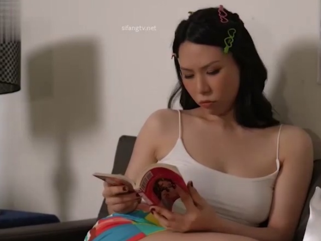 星空传媒XKG138清纯系妹妹初次色诱哥哥计划-苡若