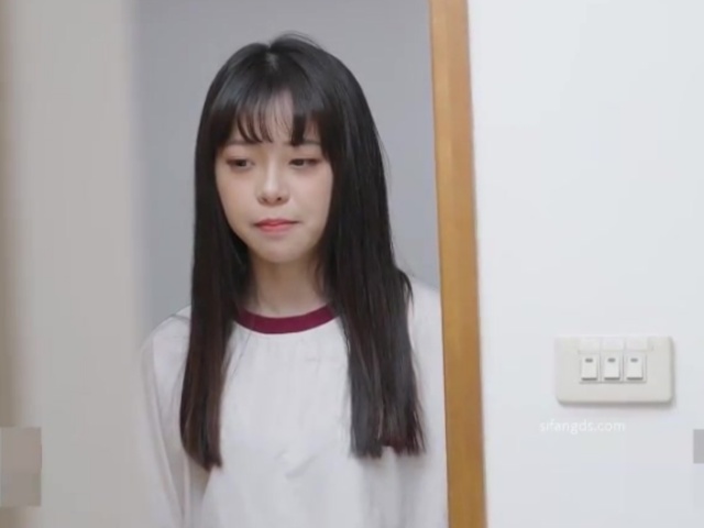 起点传媒xsjtc17与自己妹妹来一场激情约炮-尤莉