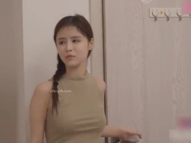 星空传媒XKTC045大屌青年进城操爆骗子援交女-董悦悦